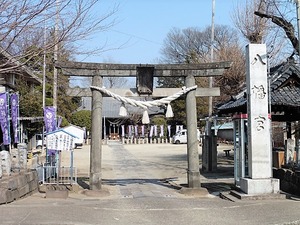 新宿八幡宮 (1)