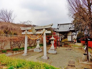 遠之久保稲荷神社 (2)