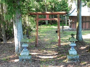 雨堤榛名神社 (1)