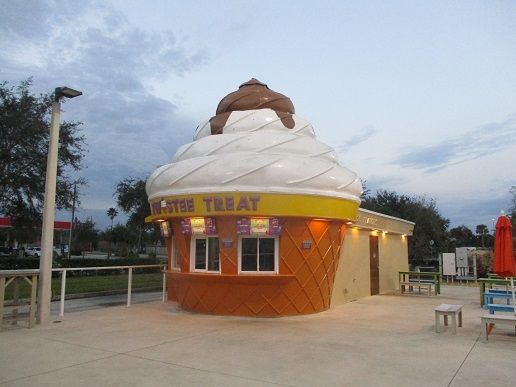 2756