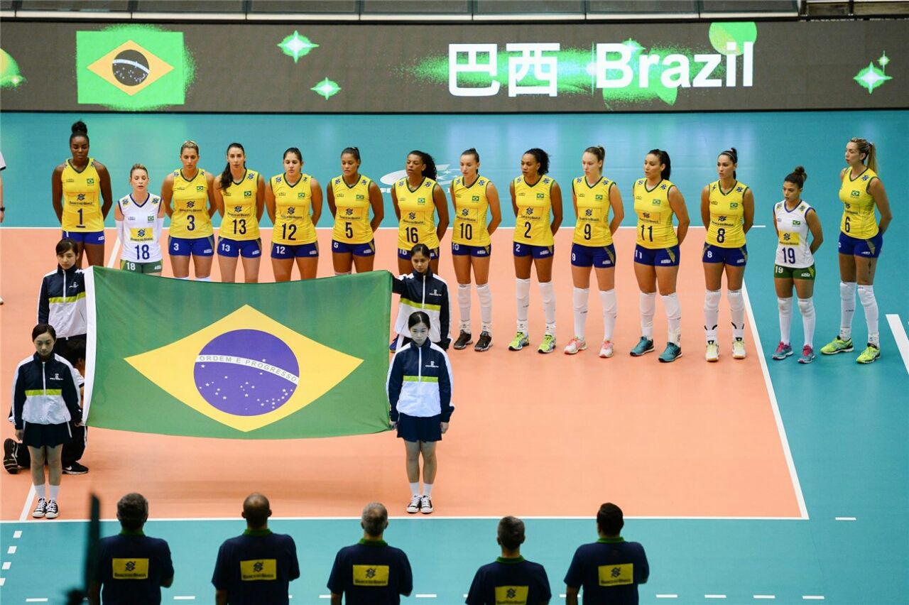 女子バレー ブラジル代表 タイーザ選手支給ユニフォーム&ジャージ 女子バレー ブラジル代表 タイーザ選手支給ユニフォーム&ジャージ