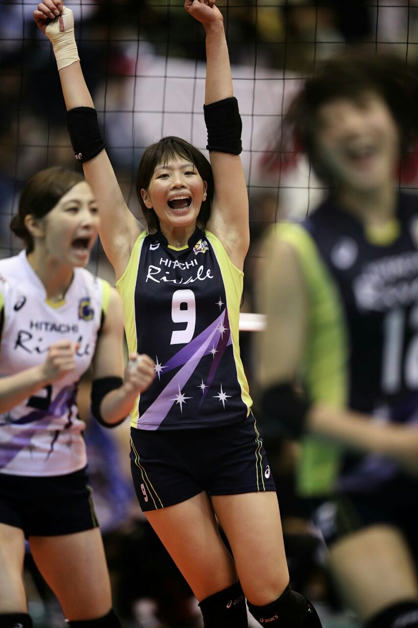 ガッツポーズ 2016 彼女はバレーボーラー