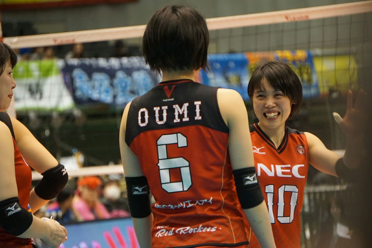 2018-19 Vリーグ 【奥山優奈】 NEC 直筆サイン 生写真カード 25枚限定 レッドロケッツ V・プレミアリーグ 女子バレー フォト 火の鳥