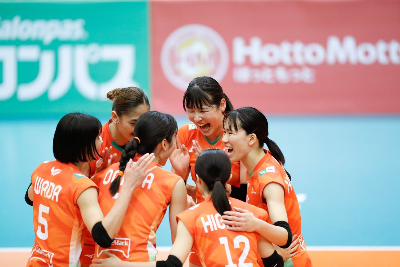 女子バレー　セクシー Weekly Volleyball V-league 二月第一週 初日 : 彼女はバレーボーラー