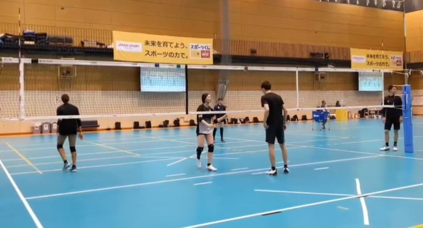 バレーボール夜話 Vol 動き始めた全日本 彼女はバレーボーラー バレーボール夜話 Vol 動き始めた全日本 彼女はバレーボーラー