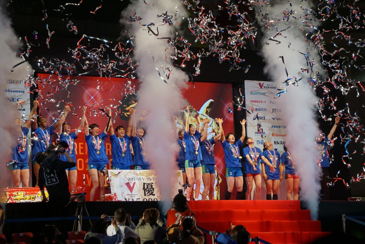Weekly Volleyball 別冊 17 18 Vプレミアリーグ 最終結果 オールスター戦 チーム分け 彼女はバレーボーラー Weekly Volleyball 別冊 17 18 Vプレミアリーグ 最終結果 オールスター戦 チーム分け 彼女はバレーボーラー