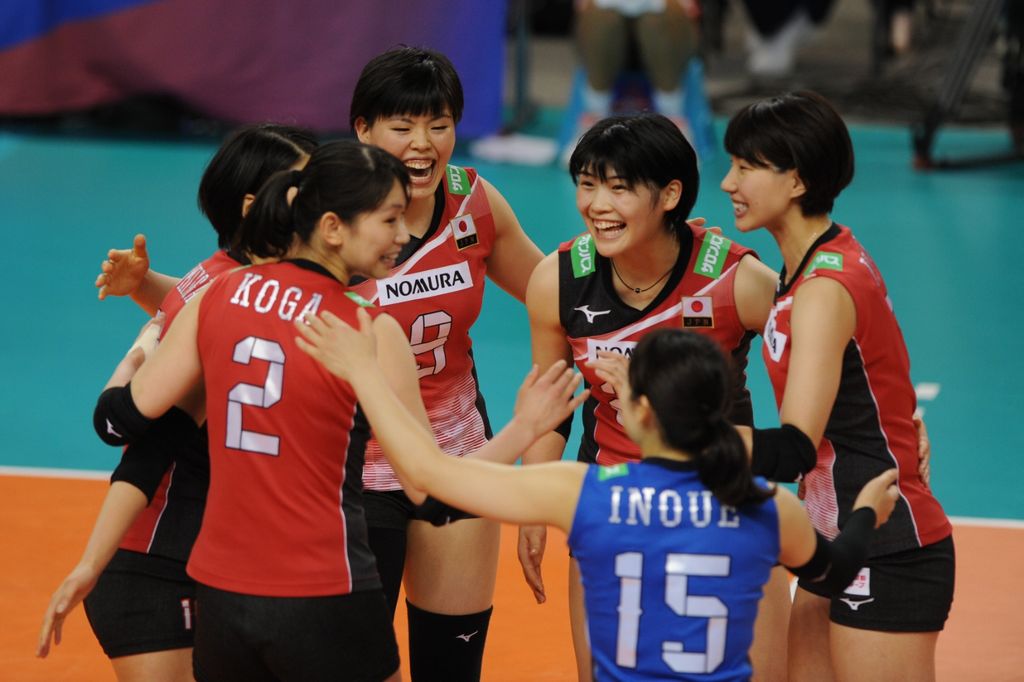 Japaneseteamcelebratesapoint