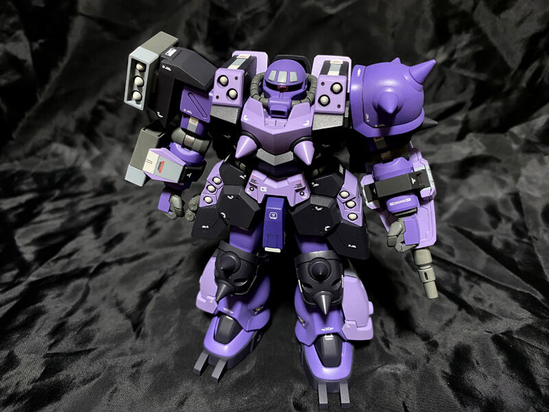 1/144 バンダイ スーパーカスタムザクF2000 ④ 完成です