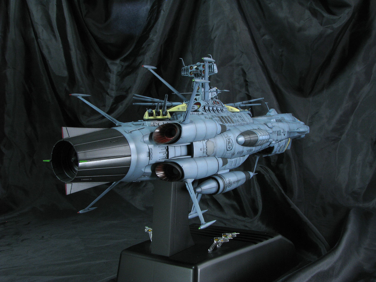 「ーー様製作ご依頼品」アンドロメダ級一番艦アンドロメダ(1/1000) 1/1000 バンダイ アンドロメダ級一番艦アンドロメダ 2艦目 制作依頼品