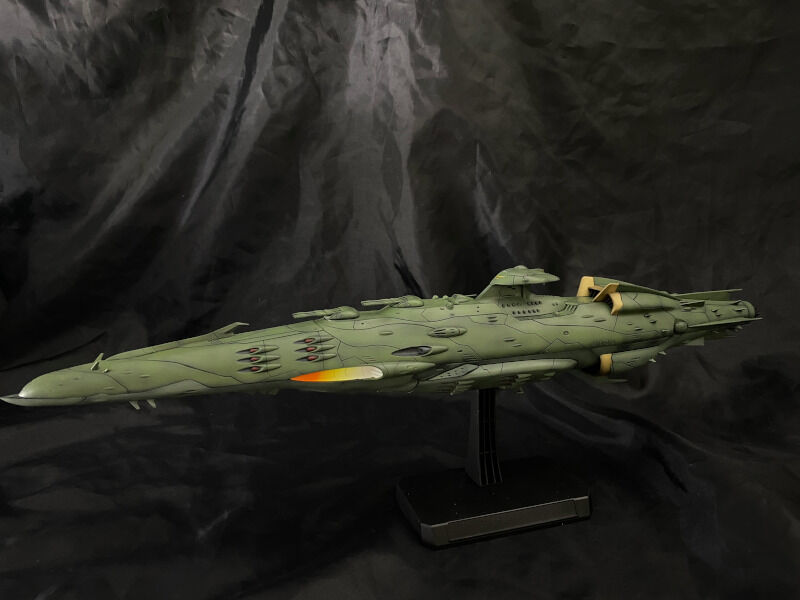 1/1000 ガミラス艦セット 4 ハイゼラード級航宙戦艦＆デラメヤ級