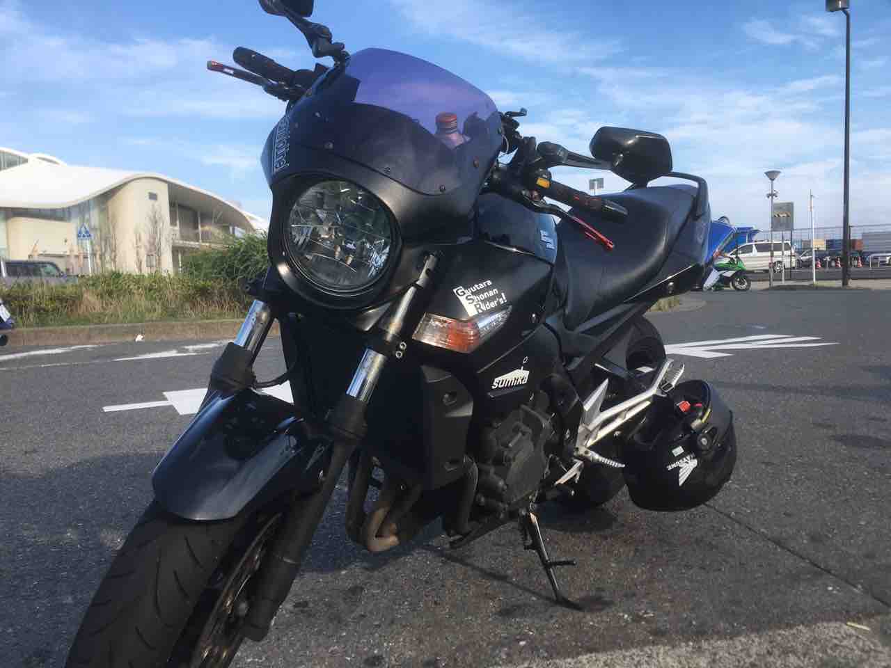 Gsr400 ヘッドライト丸目化カスタム Tihaの近況 With Gsr400