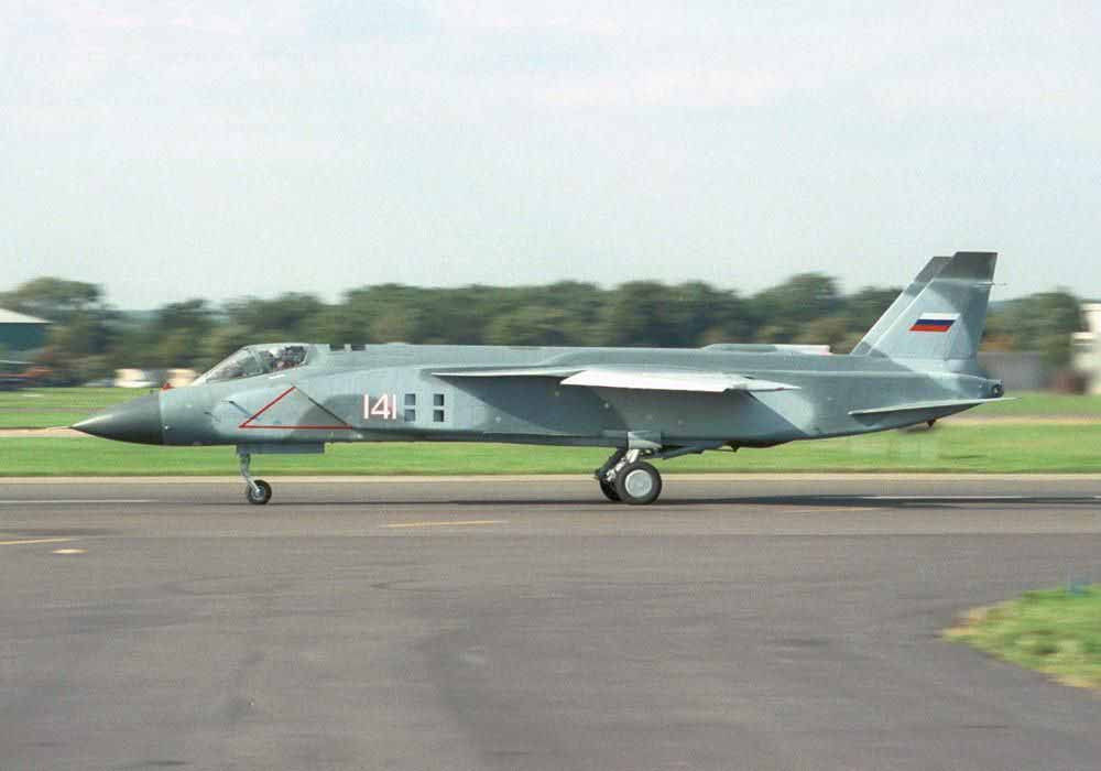 ファーンボローのyak 141 旧ロシア ソ連海軍報道情報管理部