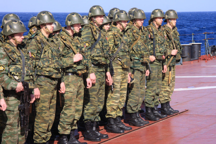 ロシア軍 海軍 海軍歩兵 装飾用 胸章 角々しく 1705 ① ロシア