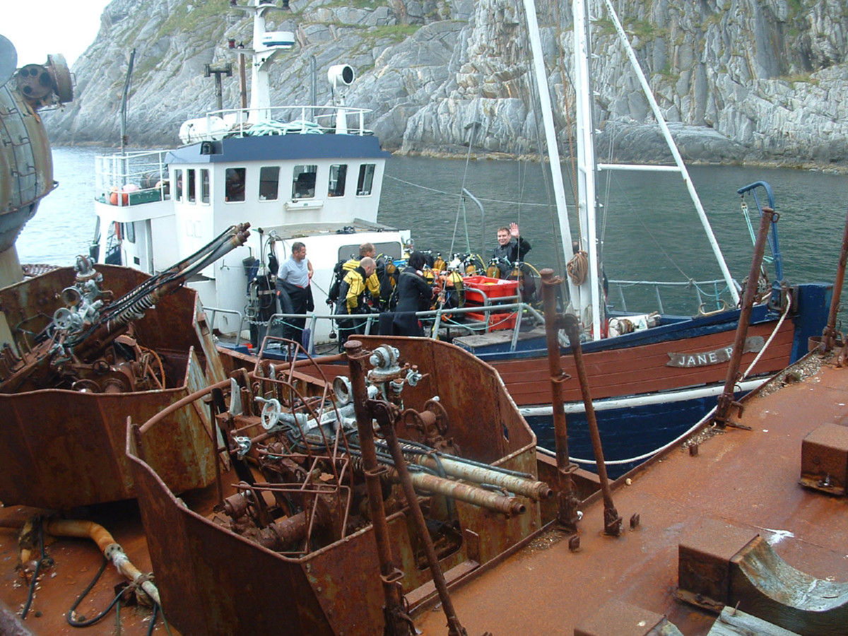 ノルウェー沖の巡洋艦ムルマンスク 旧ロシア ソ連海軍報道情報管理部