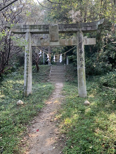 一の鳥居麓側正面