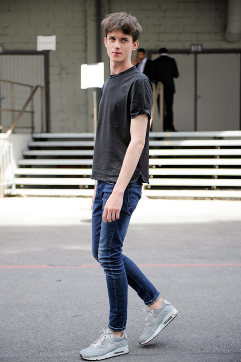 LHcyz4a