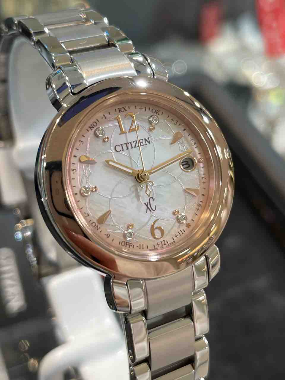 CITIZEN】xC25周年記念モデル【ES9445-65W/ES9465-68W】 : タイムズ
