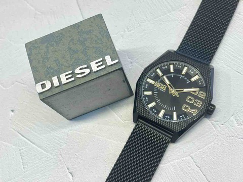 DIESEL】腕元に抜群の存在感！【DZ2194】 : タイムズギア あべの