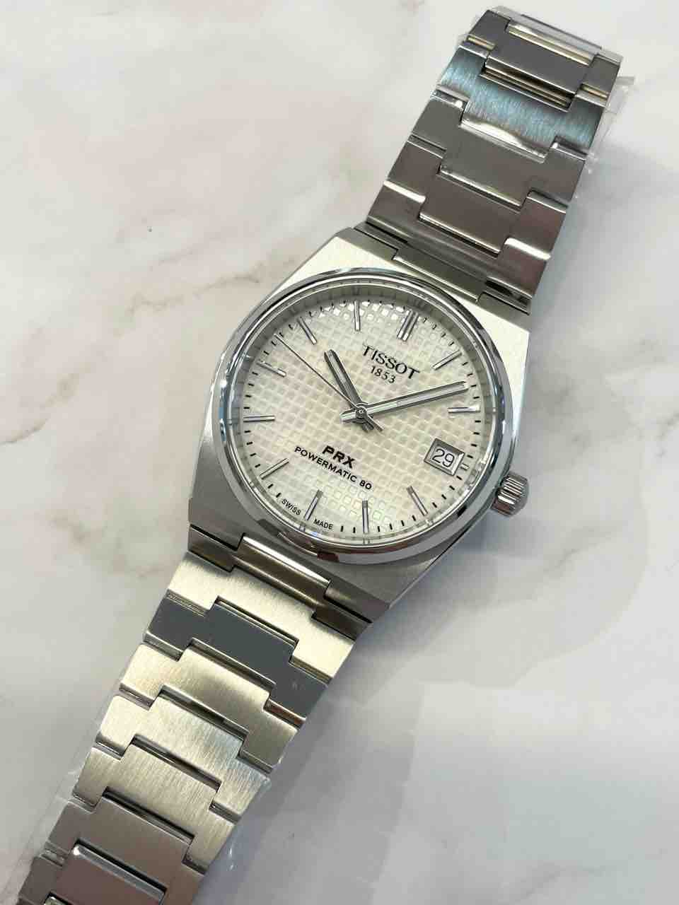 TISSOT】新作!PRX 35mm 上品なホワイトパール文字盤入荷 TISSOT】新作!PRX 35mm 上品なホワイトパール文字盤入荷