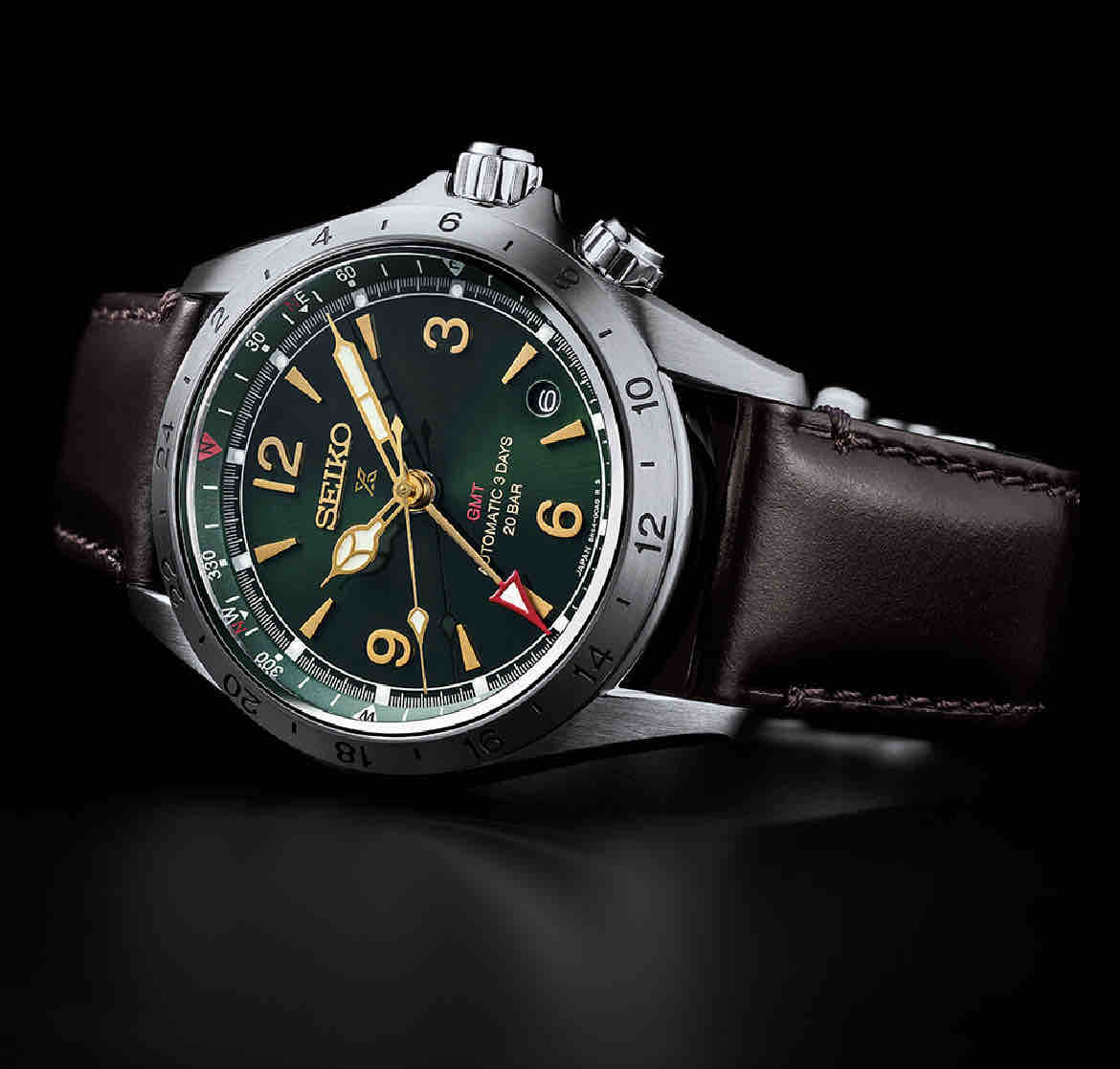 SEIKO】登山などのアウトドアやスーツスタイルにも合わせられる