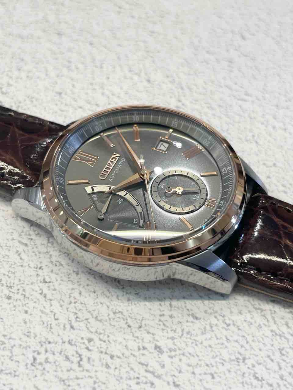 CITIZEN】高機能でクラシカルなメカニカルウォッチ【NB3004-04K 