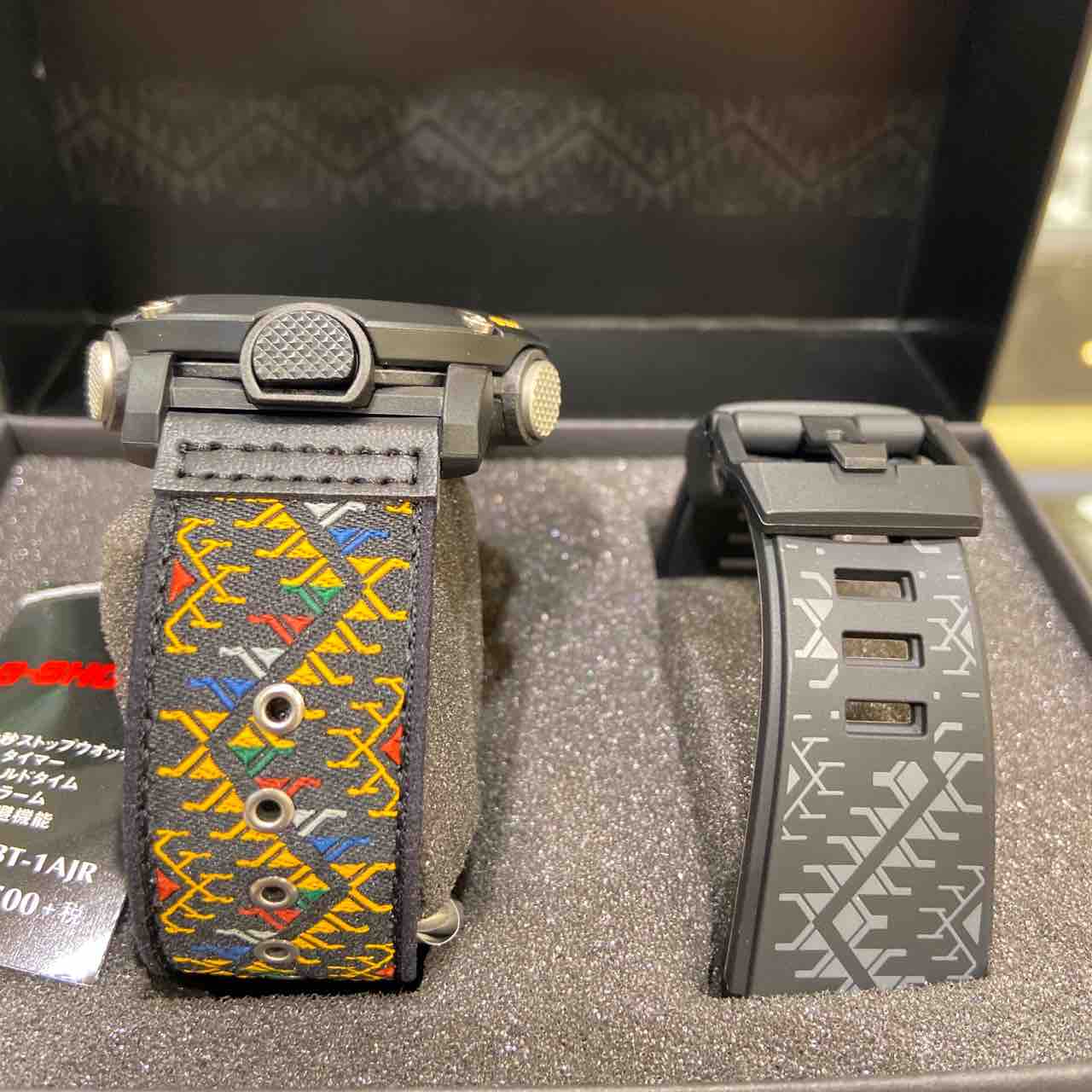 G-SHOCK】ブータン王国伝統柄?入荷【GA-2000BT-1AJR】 : タイムズギア 