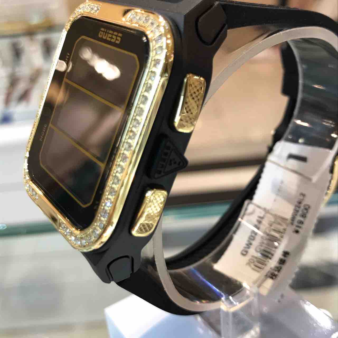 GUESS】デジタル時計のニューフェイス登場！ : タイムズギア あべの 