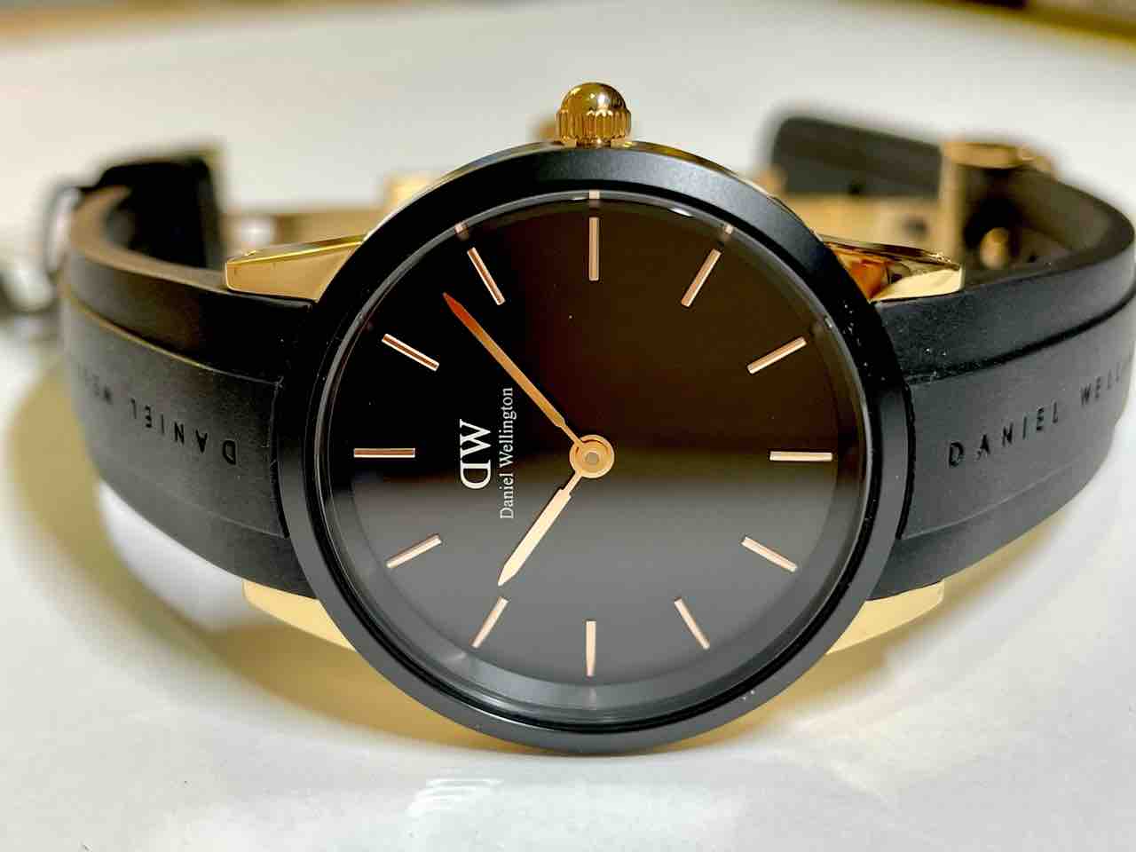 Daniel Wellington】新シリーズ登場！！【Iconic Motion】 : タイムズ 
