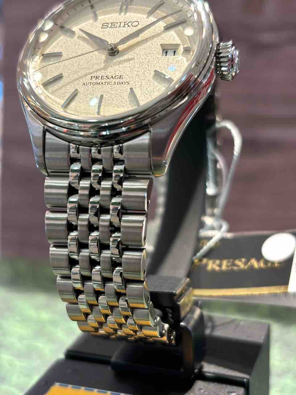 SEIKO】大人の渋さを引き出してくれる腕時計【SARX121