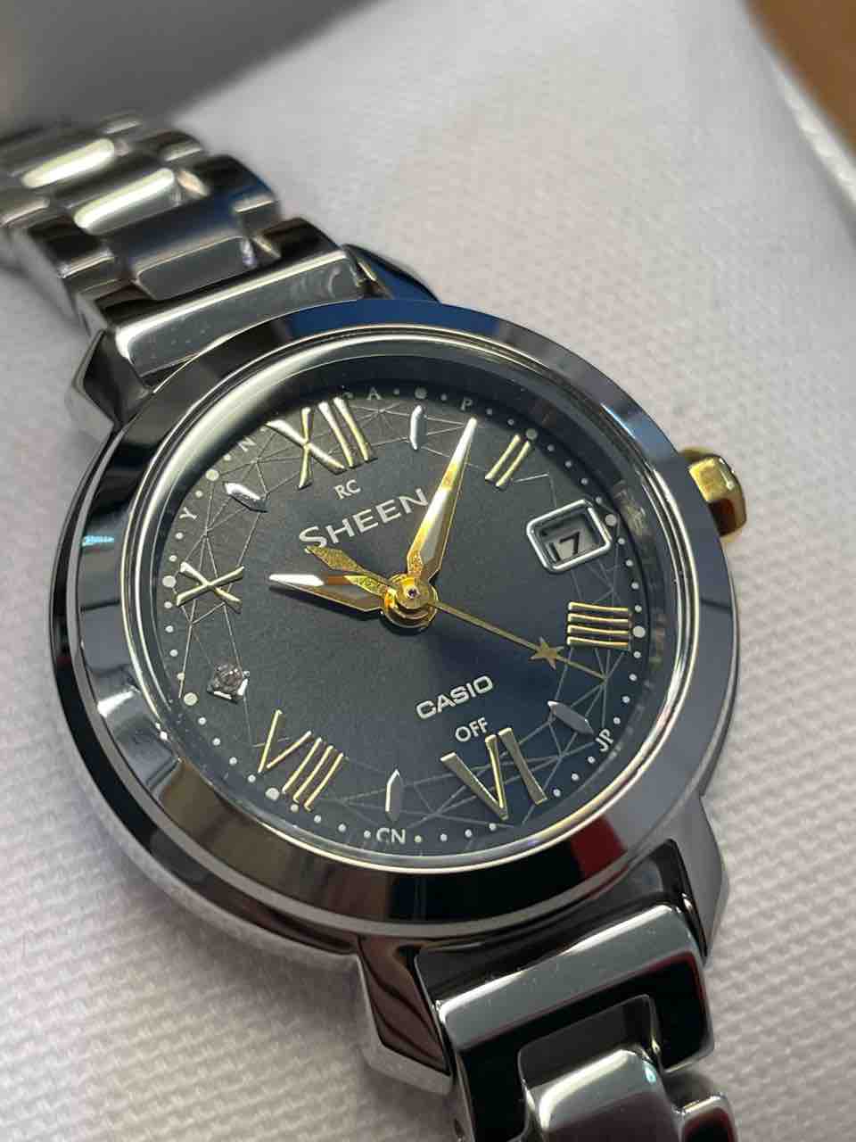 SHEEN】キラキラ輝くジオメトリック✨【SHW-5300D-2AJF】 : タイムズ