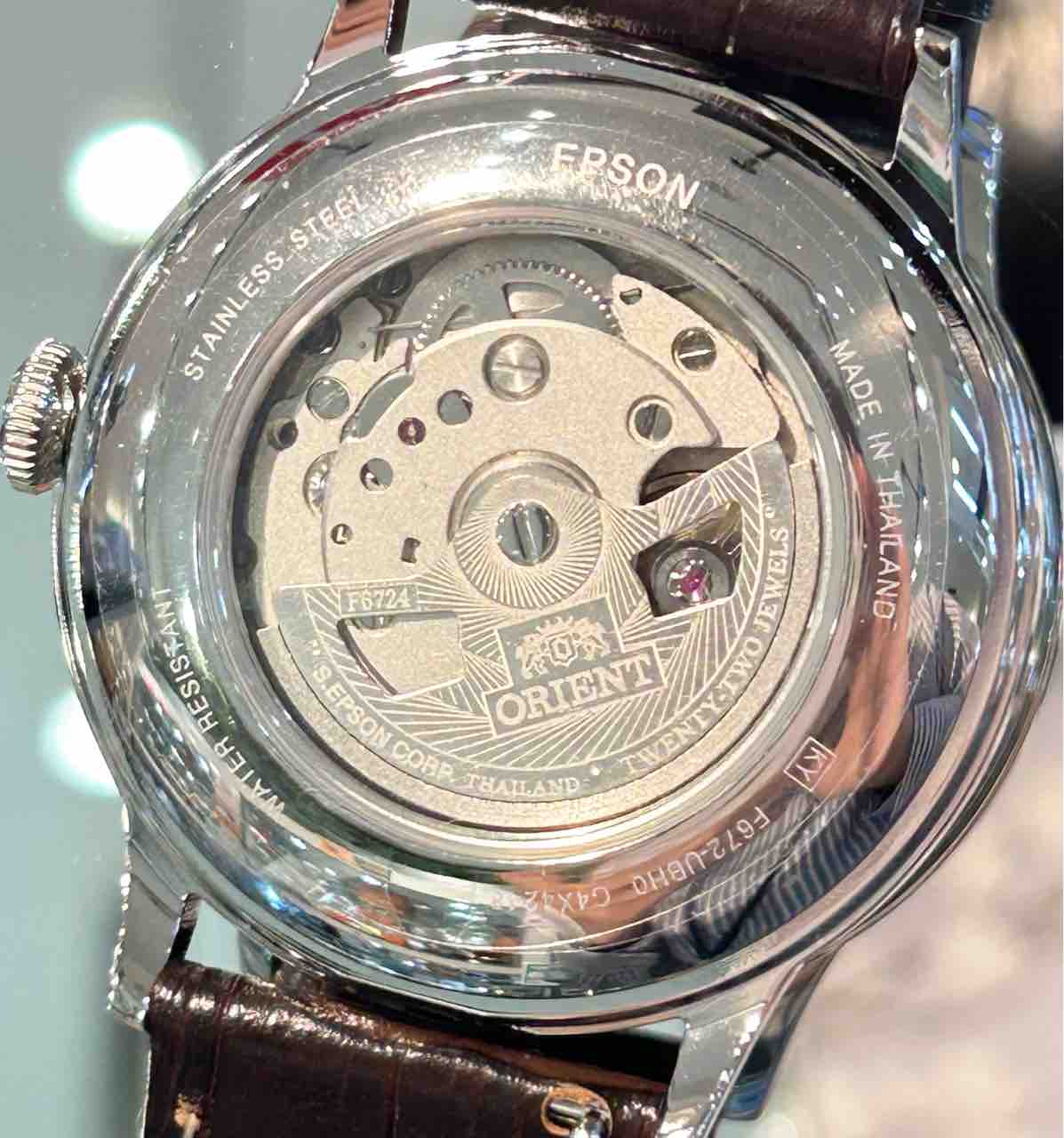 ORIENT】時代を超えるクラシック オリエントバンビーノ、新たな緑で