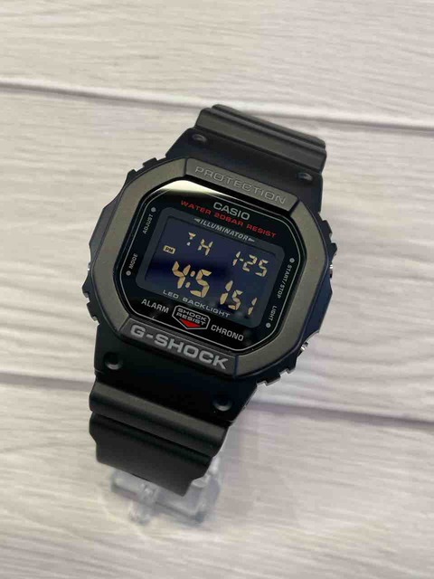 時計 dw-5600uhr-1jf DW-5600UHR-1JF | CASIO