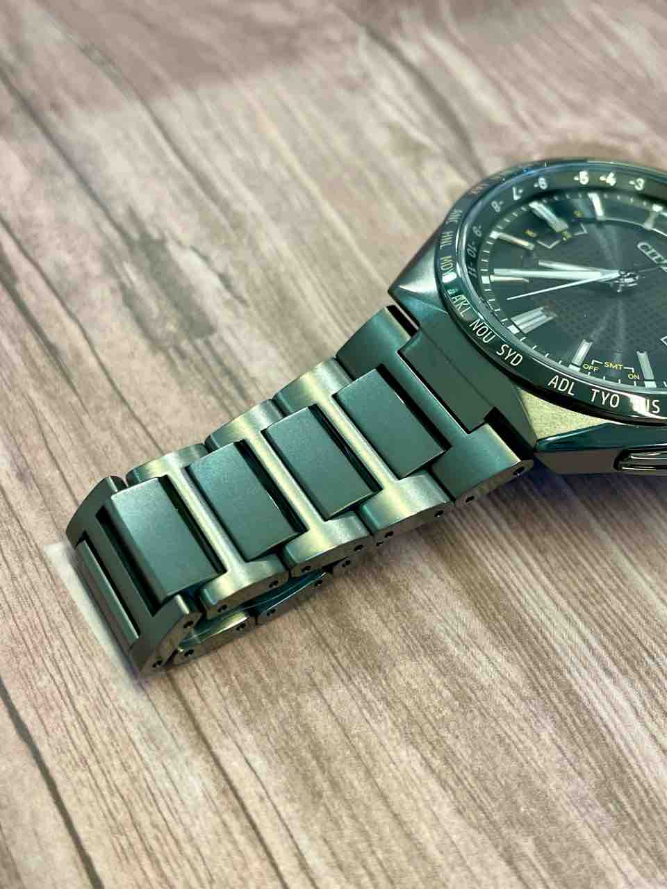 CITIZEN】様々なシーンで馴染む、ブラックチタンシリーズ！【CB0215