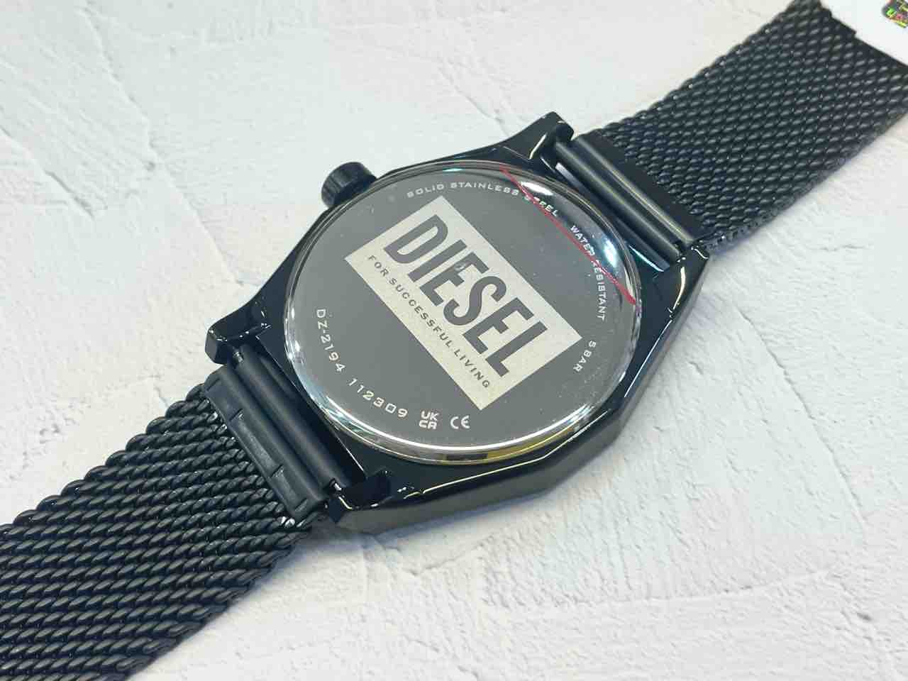 DIESEL】腕元に抜群の存在感！【DZ2194】 : タイムズギア あべの