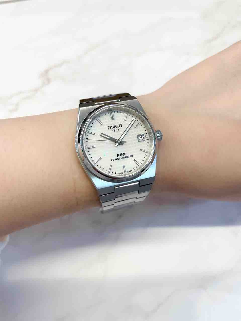TISSOT】新作!PRX 35mm 上品なホワイトパール文字盤入荷 TISSOT】新作!PRX 35mm 上品なホワイトパール文字盤入荷