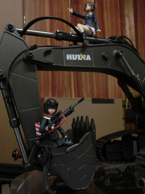 ラジコン パワーショベル HuiNa 1593 RTR 1/14 22ch : ゆるほび 2nd ラジコン パワーショベル HuiNa 1593 RTR 1/14 22ch : ゆるほび 2nd