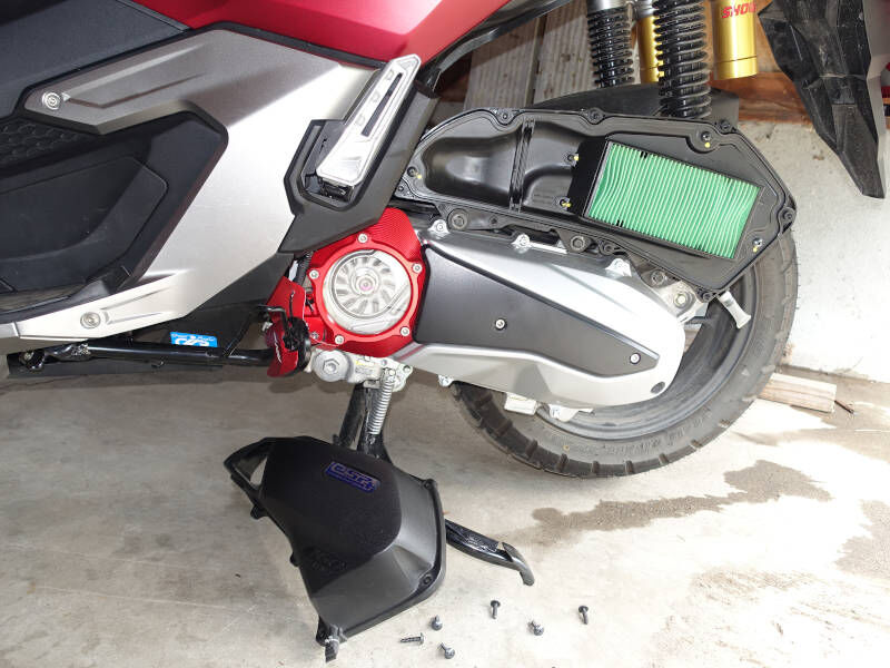 ADV160】 SP武川 PCX125 PCX160 パワーフィルター組み付け