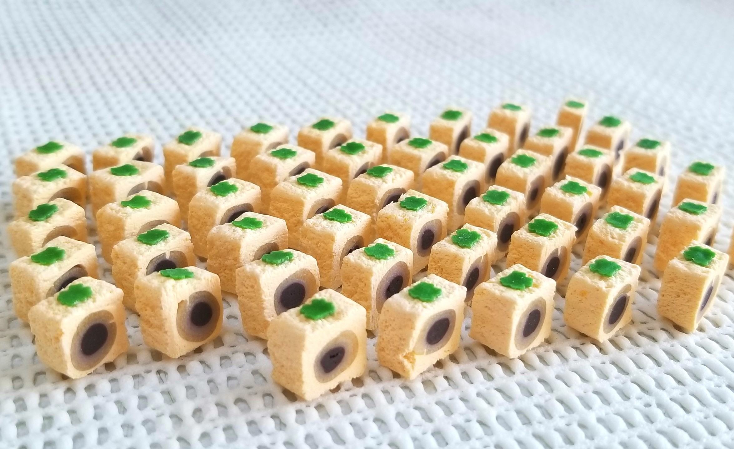 ミニチュアフード,和菓子,柿菓子,樹脂粘土,フェイクフード,ドール
