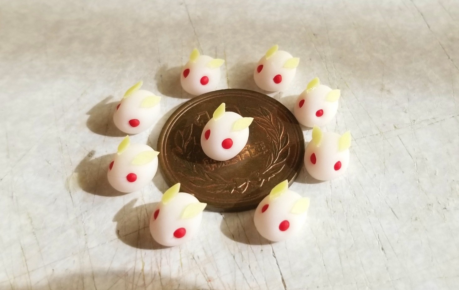 ミニチュアフード,うさぎ饅頭,和菓子,樹脂粘土,オビツろいど,ドール