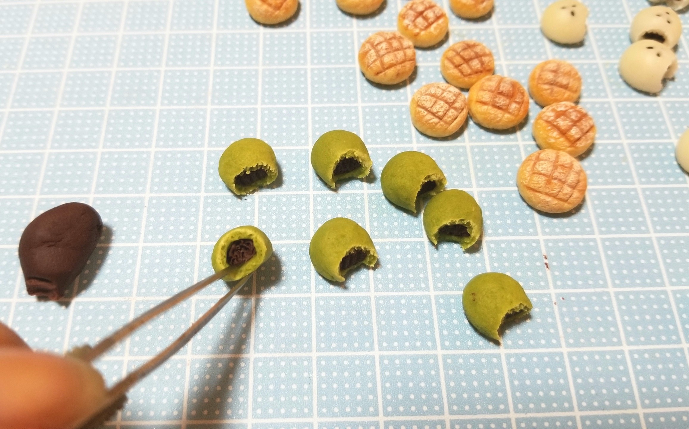 ミニチュアフード,よもぎパンの作り方,樹脂粘土,ドール