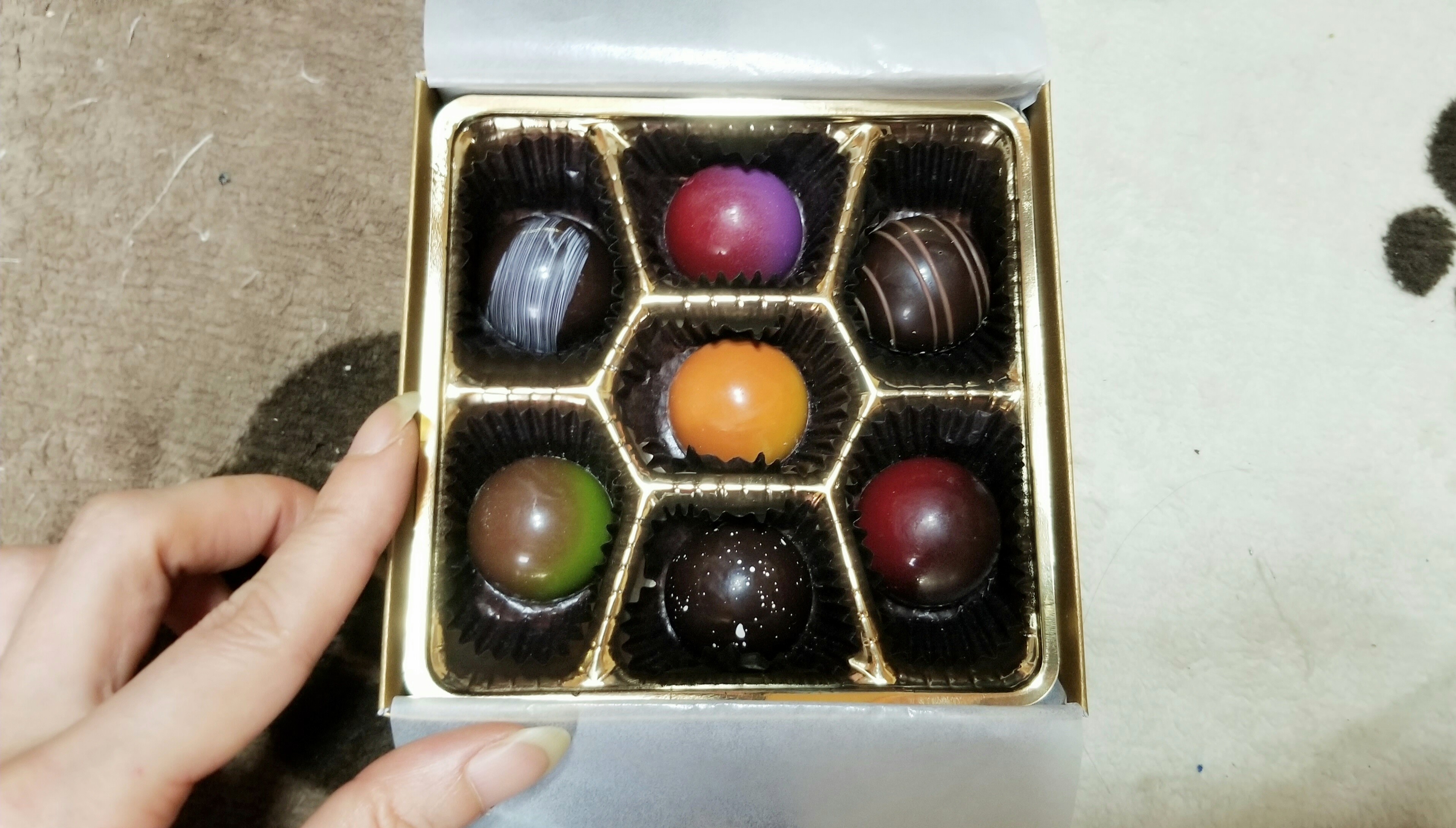 生チョコレートカラフルウイスキー太る画像眠くなる安い洋酒義理