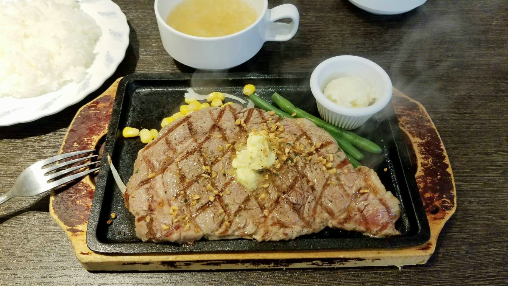愛媛県松山市ステーキ食堂おいしい安いコスパ良い最高大好きグルメ