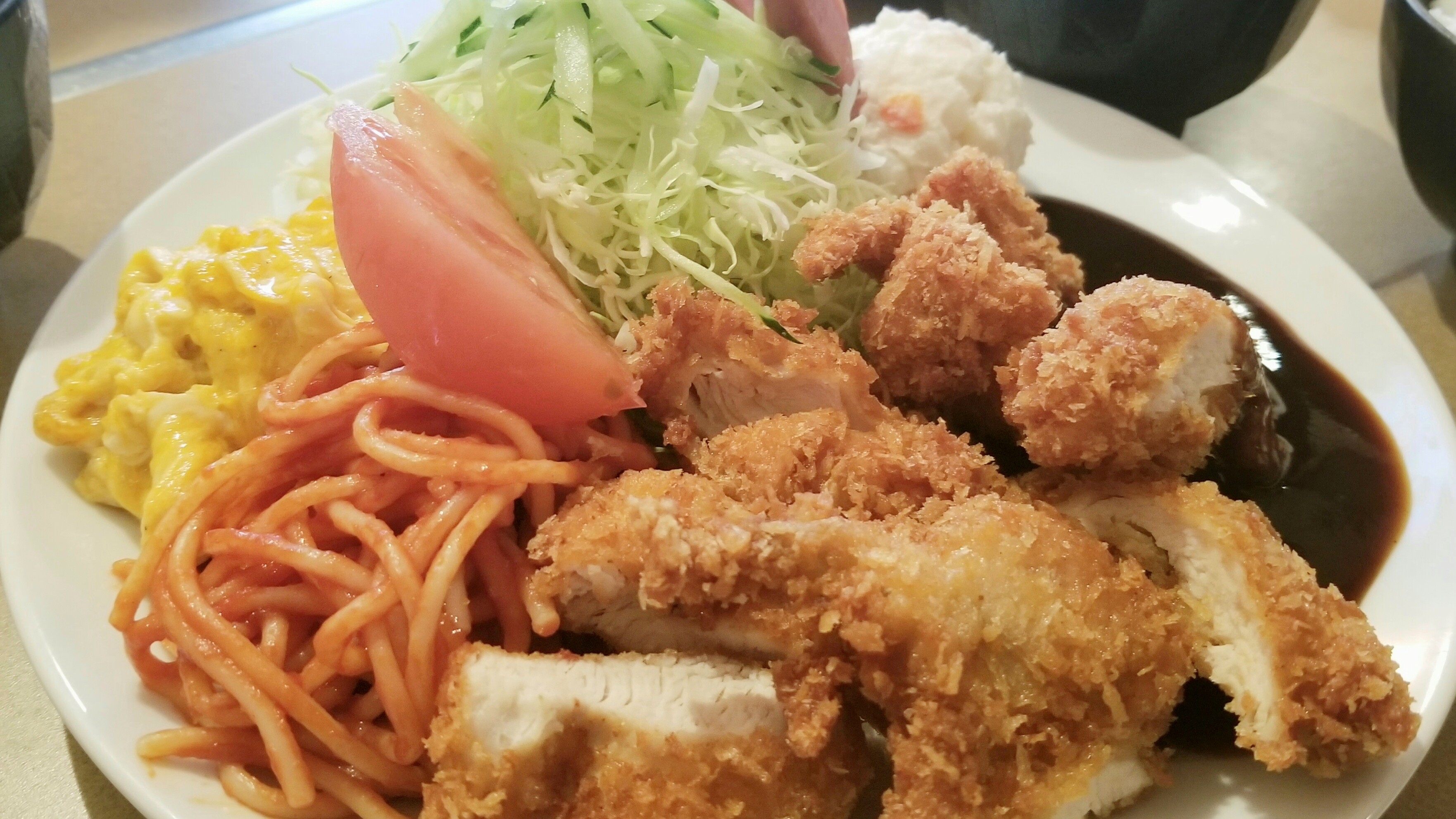 お好み焼き屋浜焼おが薦め安い美味しいラン日替わり定食チチキンカツ