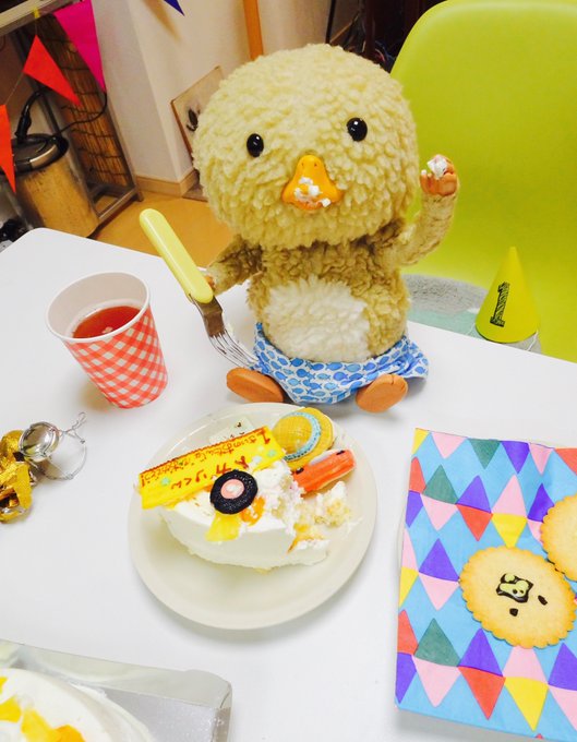 東京トガリ,1歳のお誕生日,バースデーケーキ,嬉しそう