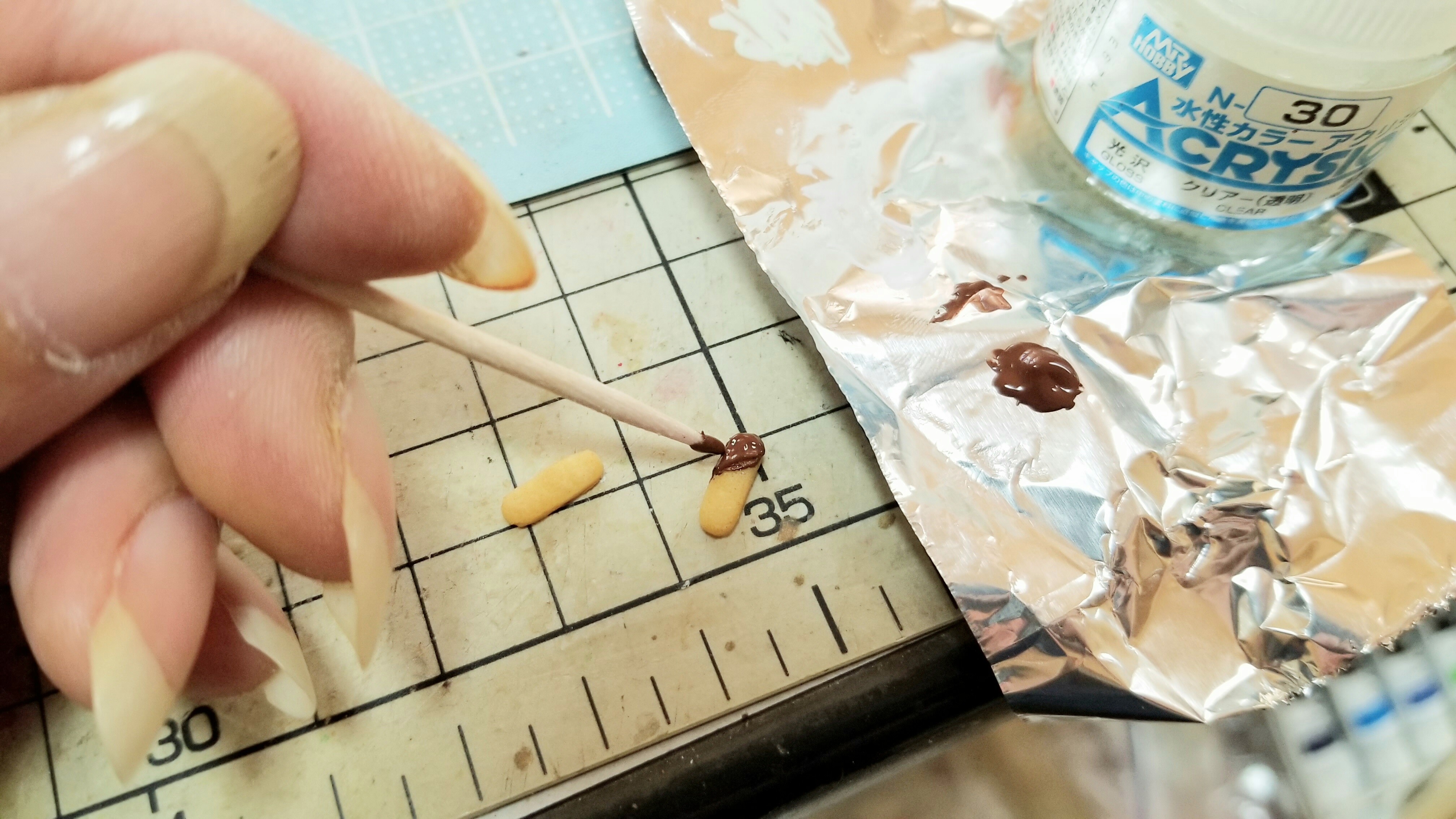 ミニチュアフードフェイクの作り方クッキービスケットお菓子樹脂粘土