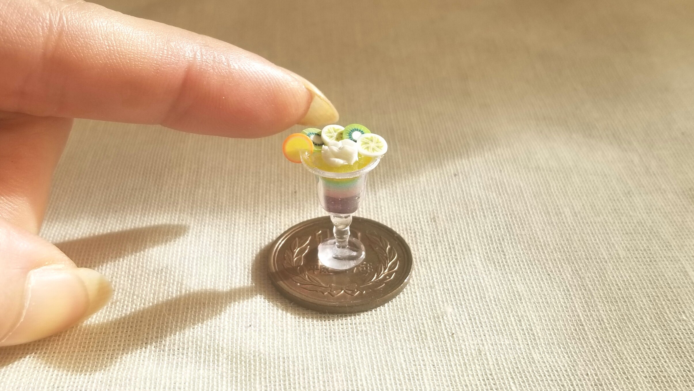 ミニチュアスイーツパフェ小さな世界かわいい小物ハンドメイドミンネ
