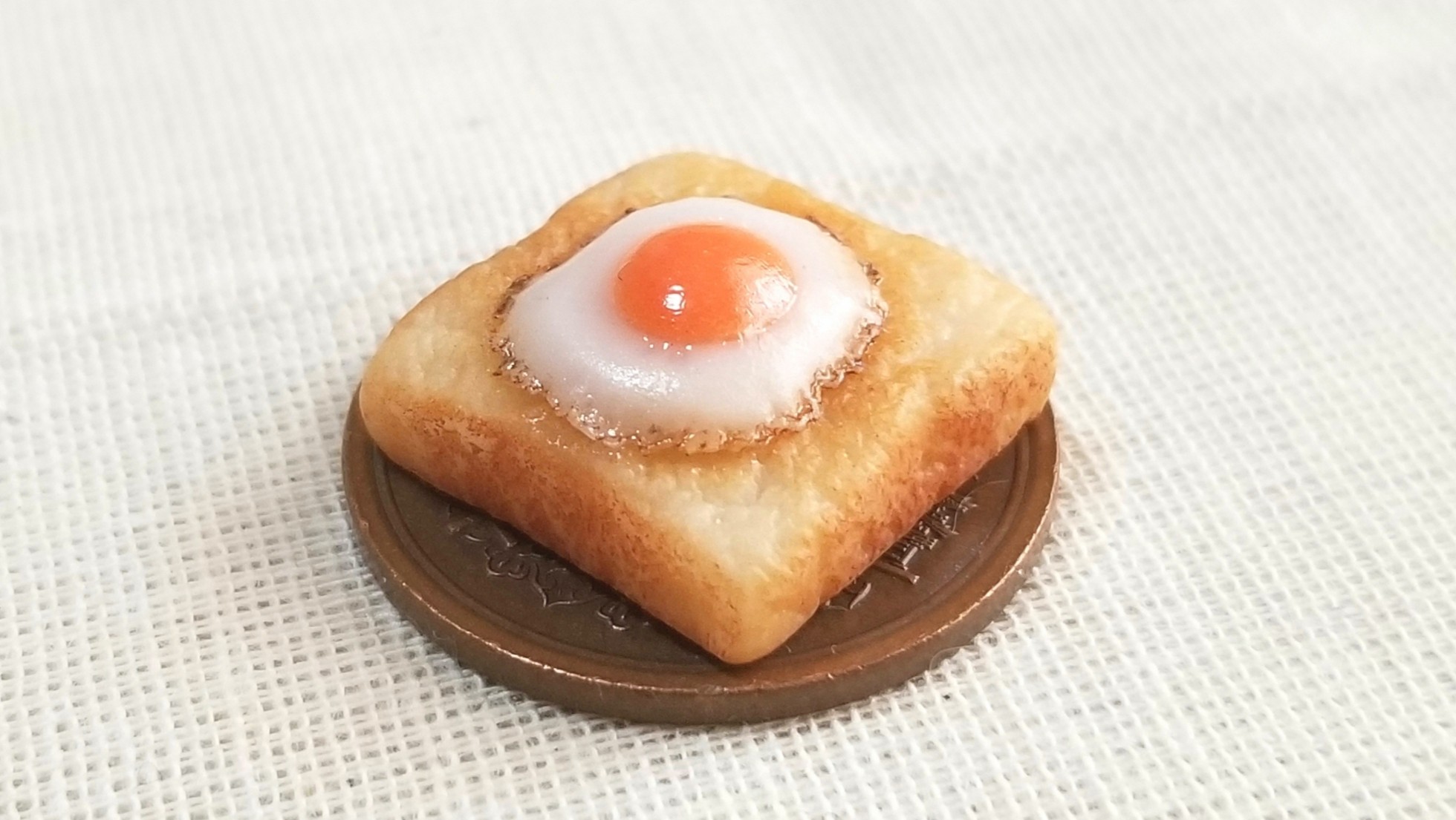 ミニチュアラピュタパン,ミンネで販売中,樹脂粘土,ドール用小物