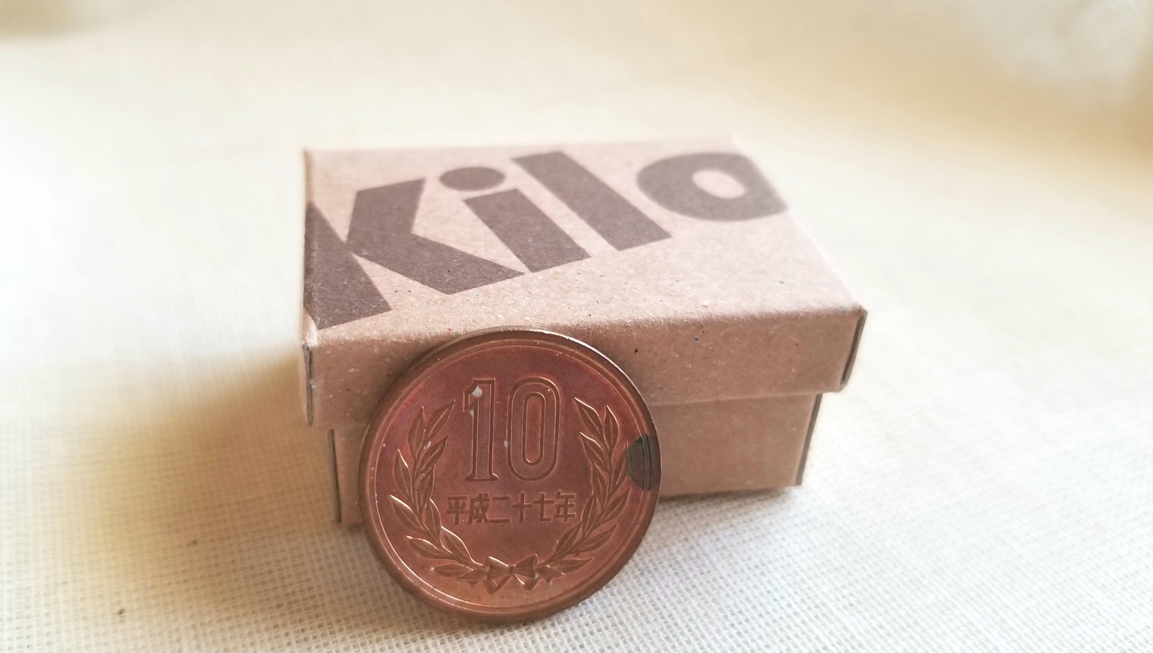 ミニチュア本皮スニーカー,ドール用小物,minne,ラッピング箱も可愛い