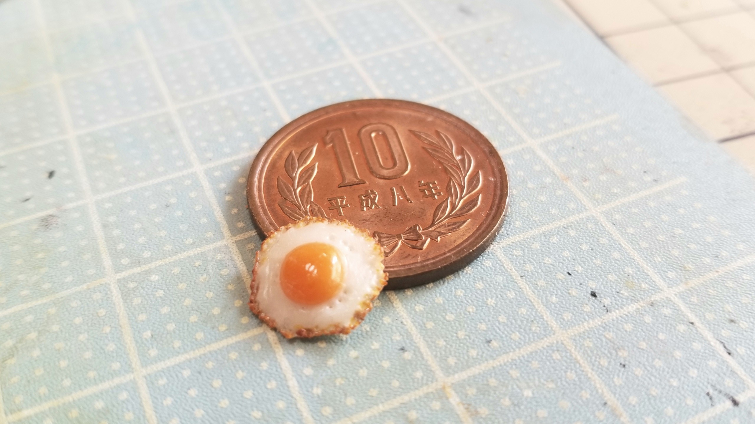 ミニチュアフードの目玉焼き,樹脂粘土,ドール用品小物おもちゃ