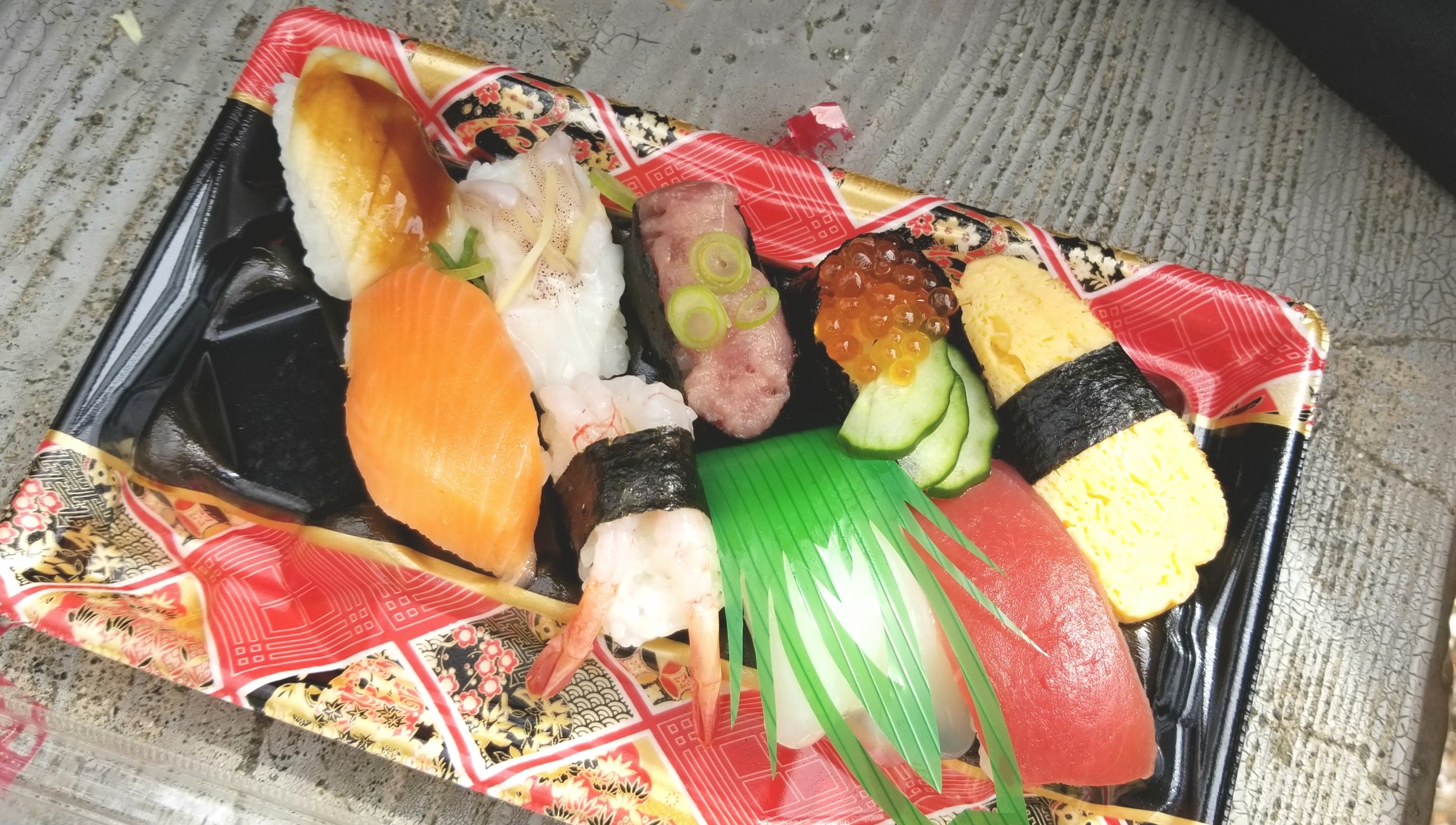 お花見どころ,ランチ持ちより購入弁当寿司,3月下旬,おすすめブログ